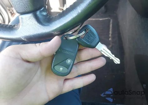 2000 Honda Prelude from USA, damaged, VIN JHMBB6248YC001055